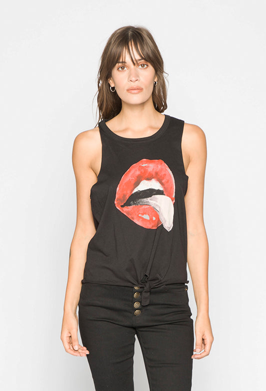 LIP SYNC TANK